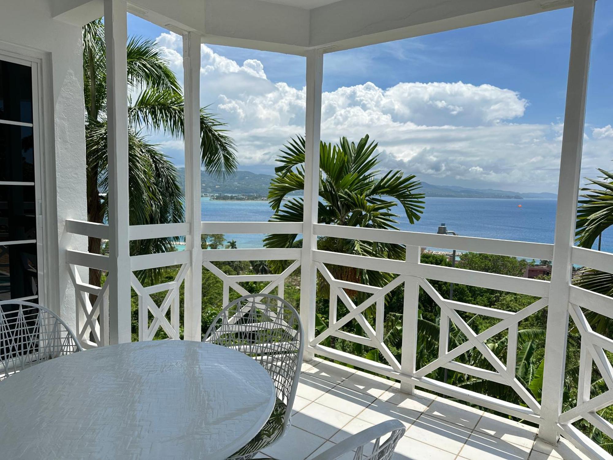 Falcon Islandview - Airport Pickup Available - 24Security Montego Bay Buitenkant foto