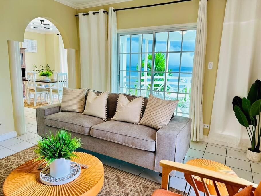 Falcon Islandview - Airport Pickup Available - 24Security Montego Bay Buitenkant foto